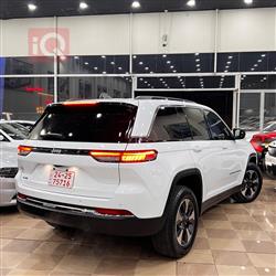 جيب جراند شيروكي